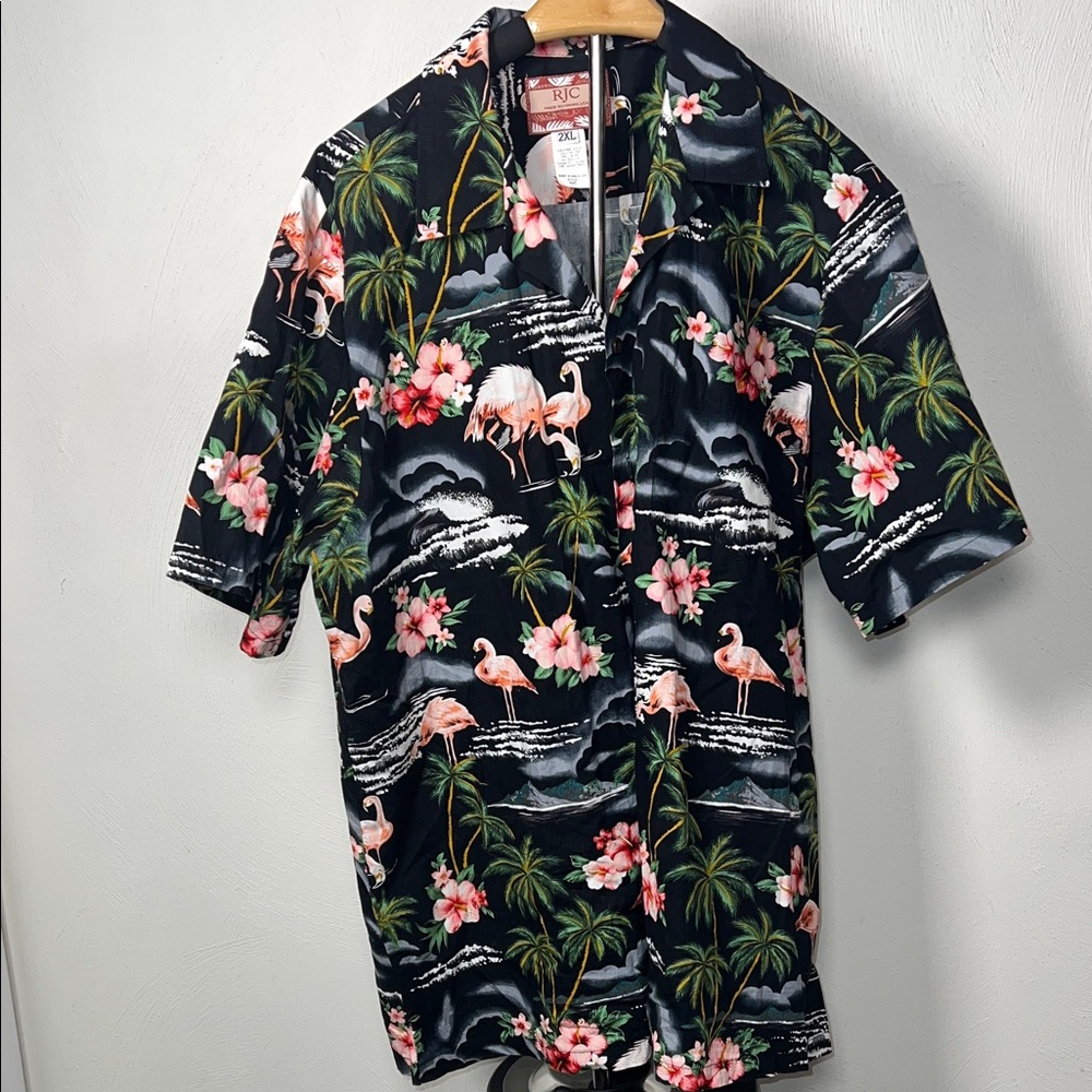 Tropical Black Floral Men's Casual Button Down Shirt